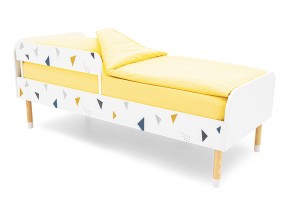 Кровать Stumpa Классика с бортиком рисунок Треугольники желтый, синий в Миньяре - minyar.mebel74.com | фото